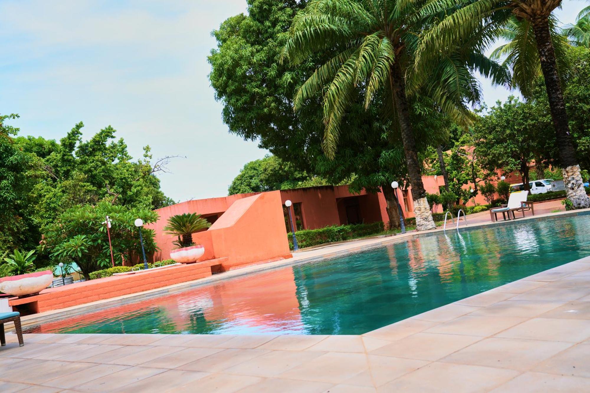 Dunia Hotel Bissau Kültér fotó