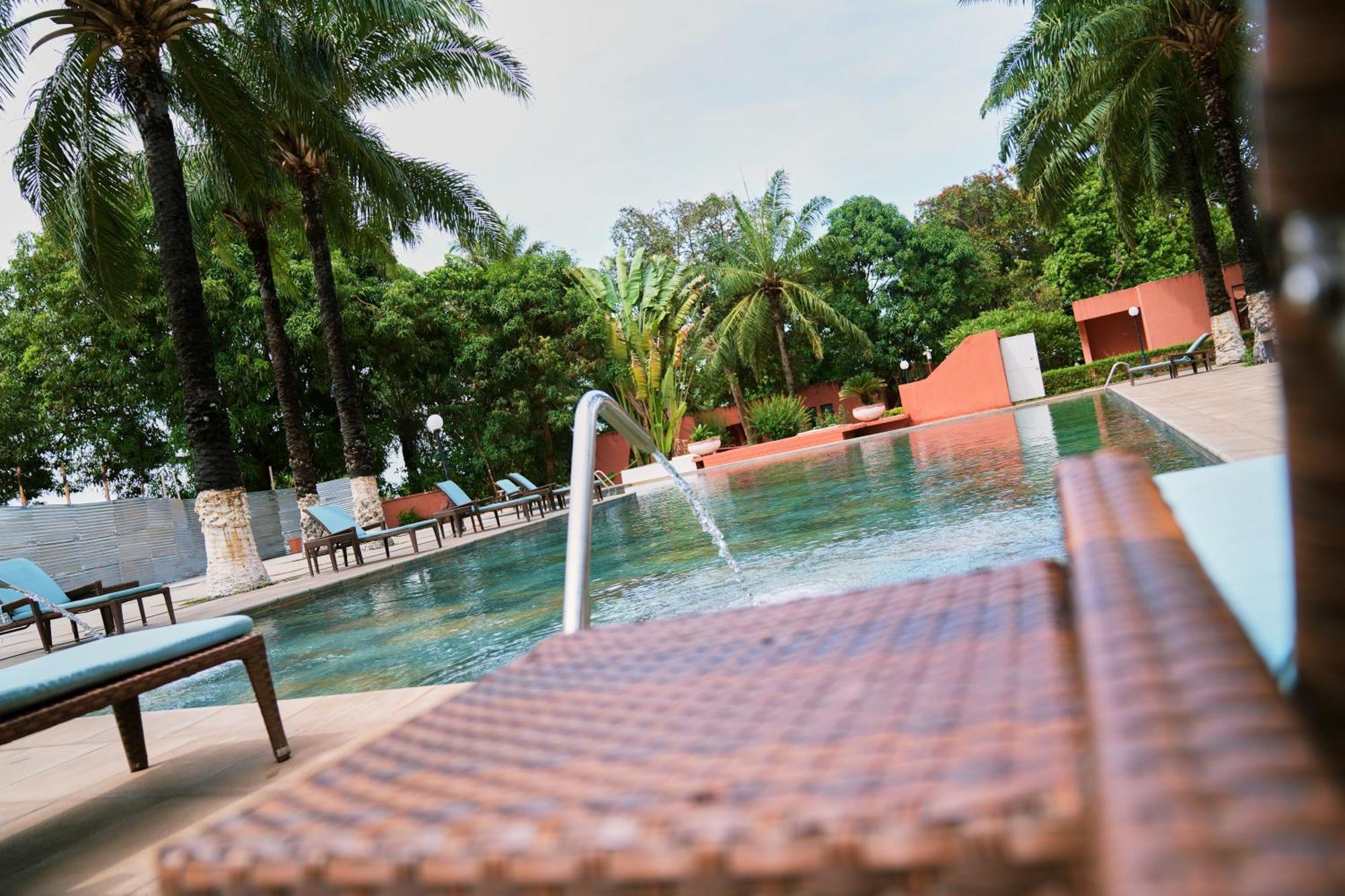 Dunia Hotel Bissau Kültér fotó