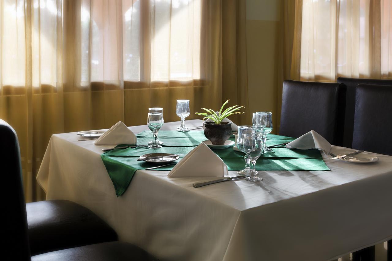 Dunia Hotel Bissau Kültér fotó